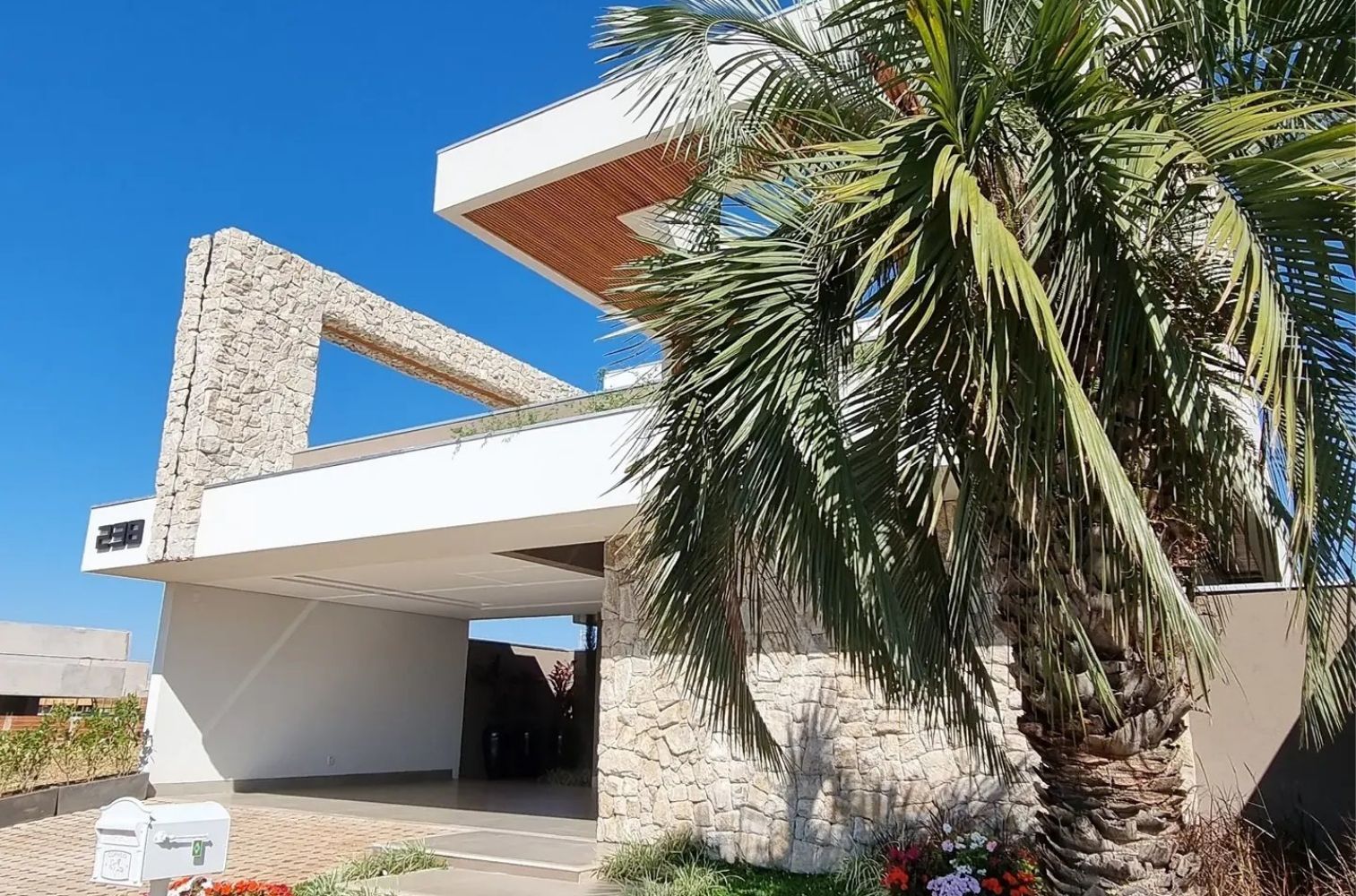 Projeto de sala de estar com decoração contemporânea